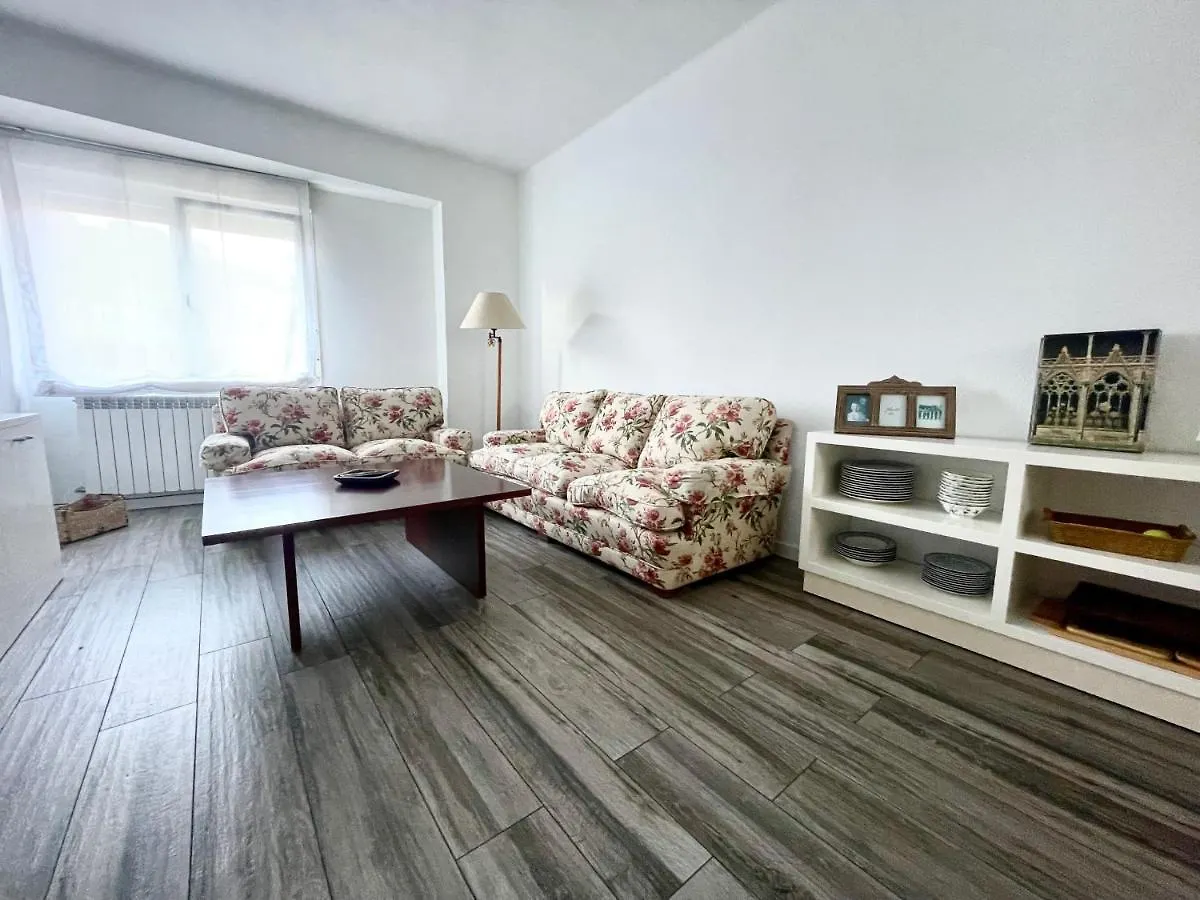 Apartamento Larrabide Apartment Pamplona 0*,  Spain